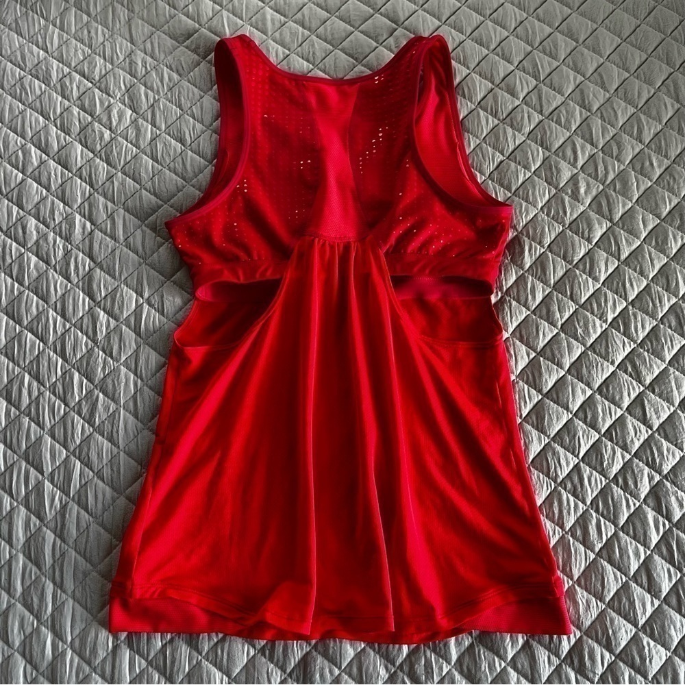 Athleta women’s active top - Picture 4 of 5